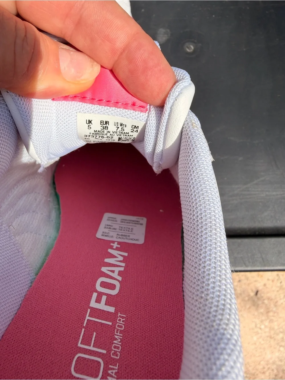 Puma Women's White Sneakers with Pink Trim Women Size 7.5